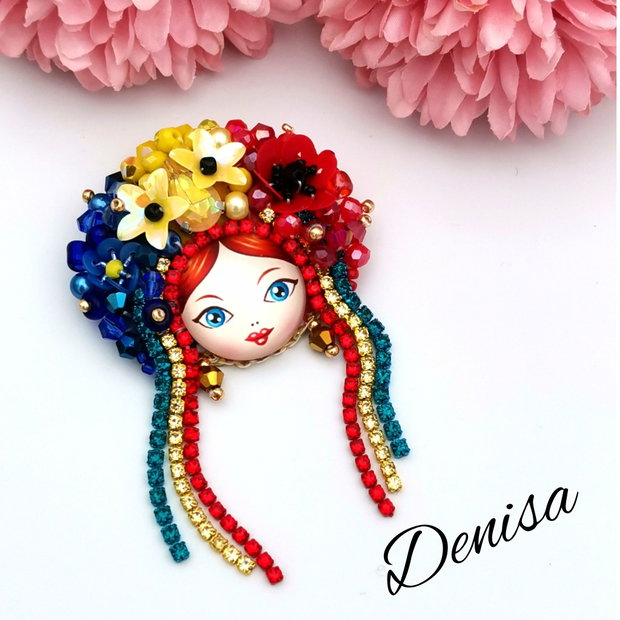 Broșă Româncuță  Poveste Prinsă-n Piept