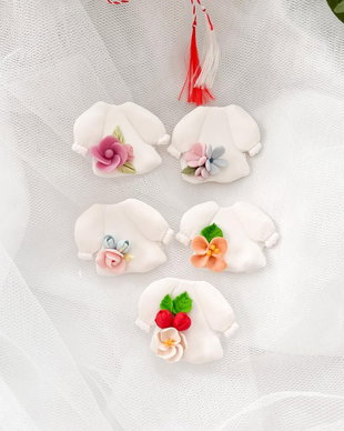 Brosa martisor: Ie
