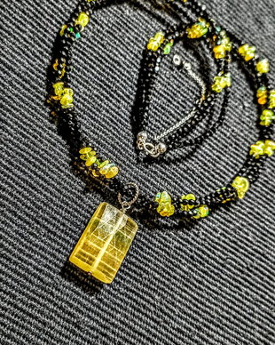 Colier argint X3 opal de foc etiopian chips spinel negru flourit galben minimalist boho chic trendy - Transport gratuit