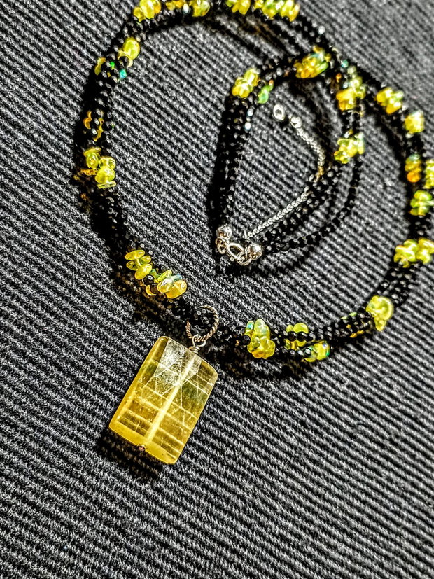 Colier argint X3 opal de foc etiopian chips spinel negru flourit galben minimalist boho chic trendy - Transport gratuit