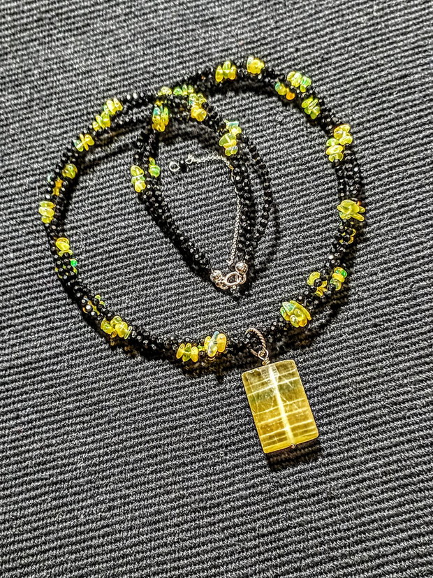 Colier argint X3 opal de foc etiopian chips spinel negru flourit galben minimalist boho chic trendy - Transport gratuit