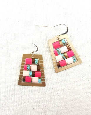 Cercei Mozaic Boho Dangle cu Tila roz si turcoaz tortite placate cu aur 14k