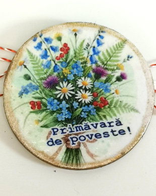 Martisor cu flori de padure