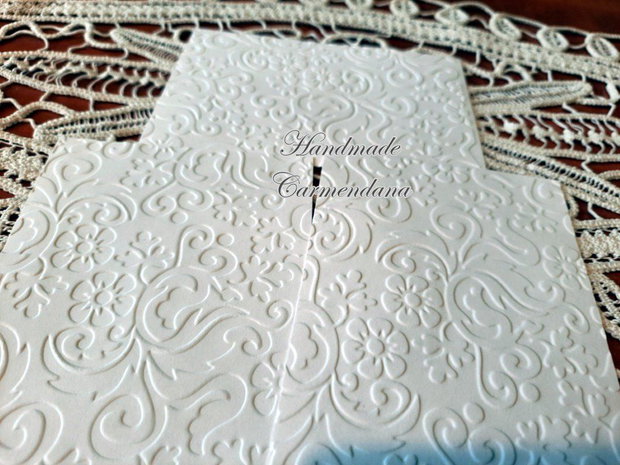 Carton embosat