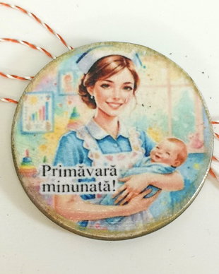 Martisor personalizat asistenta medicala pediatrie