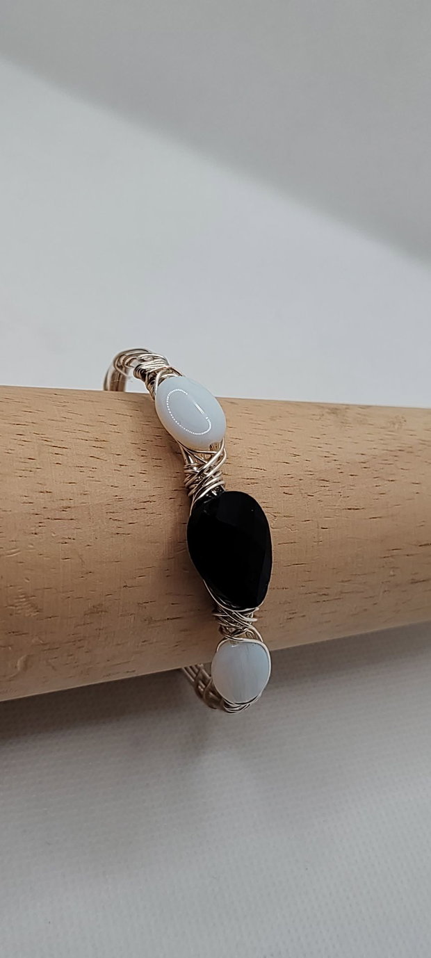 Bratara unicat, bratara argintata, bratara cu opalita si onyx