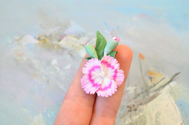 Fir de garofita- Brosa martisor