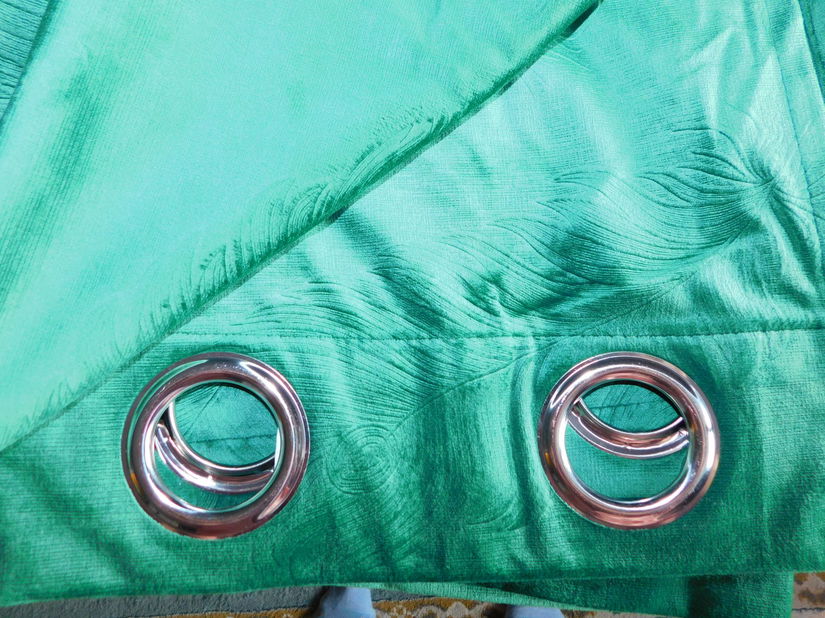 2 draperii noi, inele metalice, deosebite