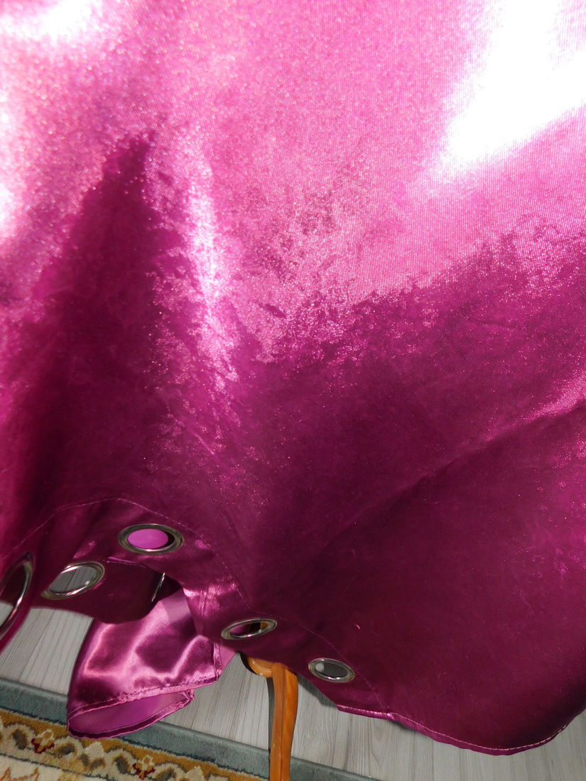 2  draperii noi, satinate,  inele metalice,  elegante,  deosebite