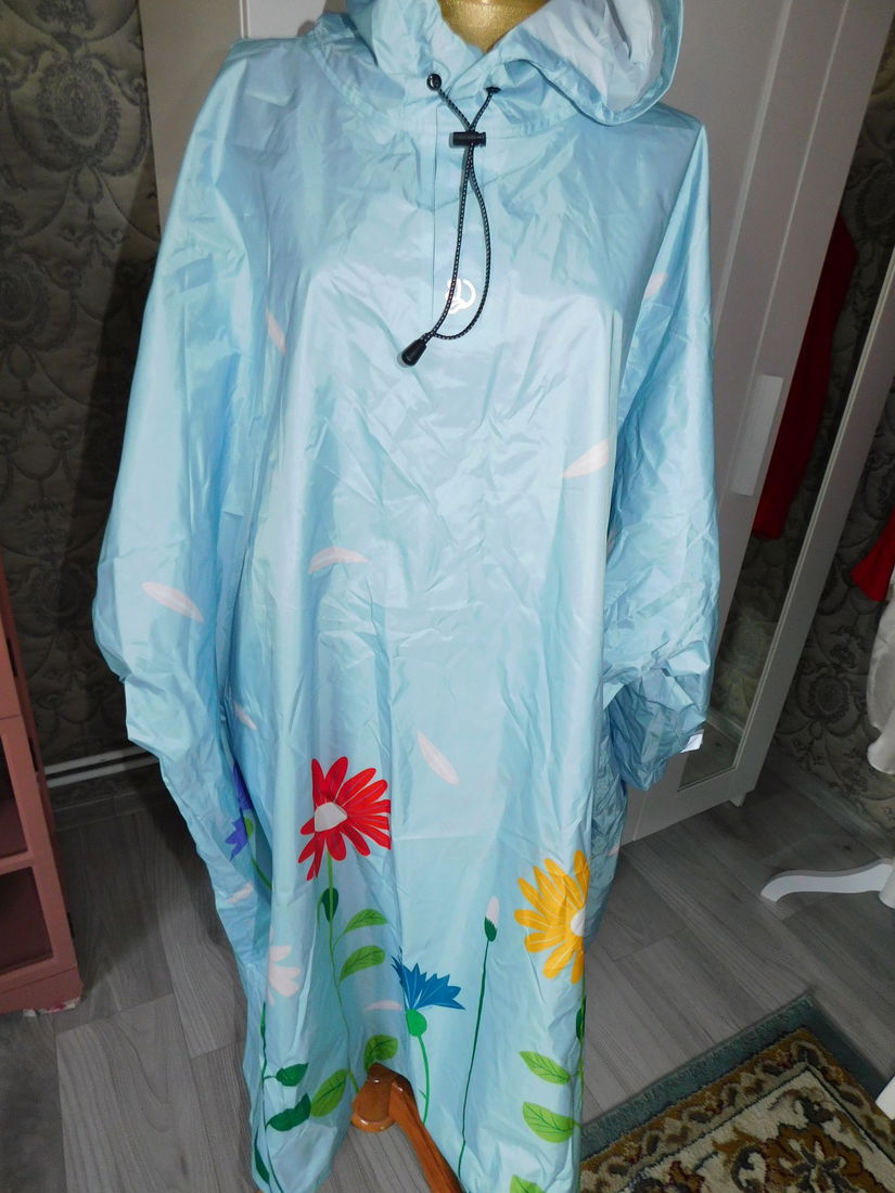 Pelerina noua Franta, masura unica , deosebita,  calitate extra, spectaculoasa