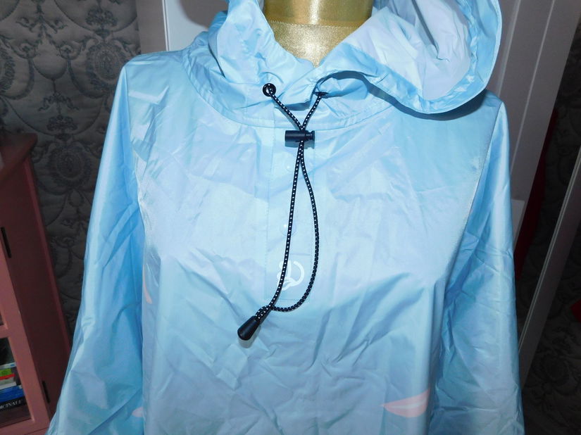 Pelerina noua Franta, masura unica , deosebita,  calitate extra, spectaculoasa