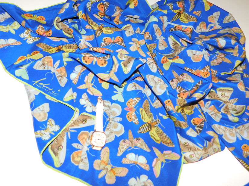 Esarfa noua Elvetia , matase naturala , ceas nou elegant , cadou