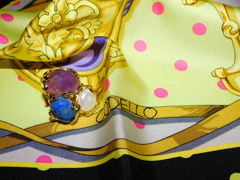 CODELLO, esarfa noua  lux, matase  naturala, inel nou pietre semipretioase , cadou