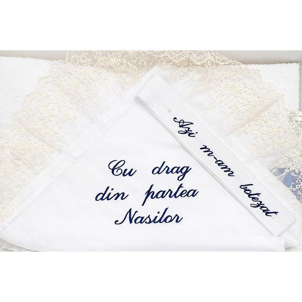 Trusou botez cu dantela - broderie bleumarin