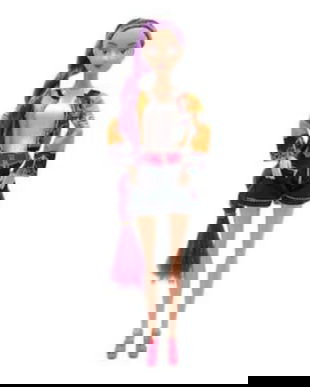 Păpușă Rumy K-POP Fashion, 30 cm &ndash; Păr Mov &Icirc;mpletit, Ținută Modernă,