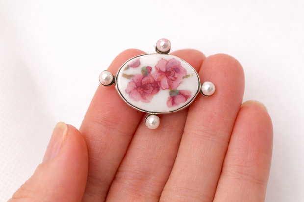 Inel "Pearl Sakura" din fragment de portelan Limoges, perle Seashell si argint