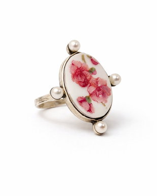 Inel "Pearl Sakura" din fragment de portelan Limoges, perle Seashell si argint