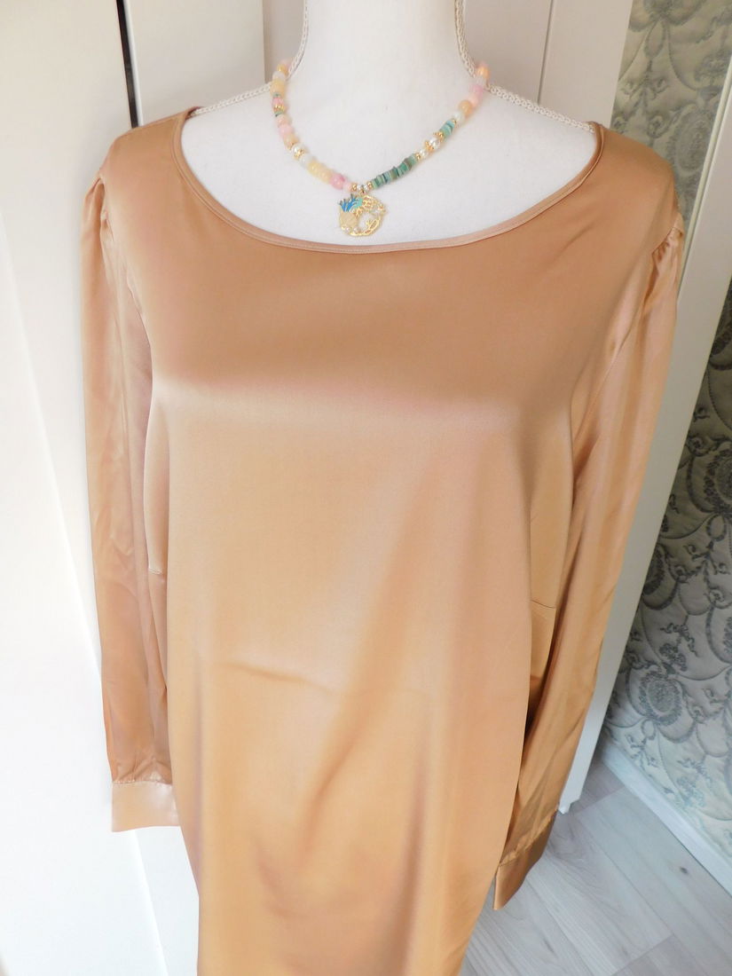 Bluza  noua Germania,  matase  naturala  sainata premium,  52,  colier nou  pietre semipretioase cadou