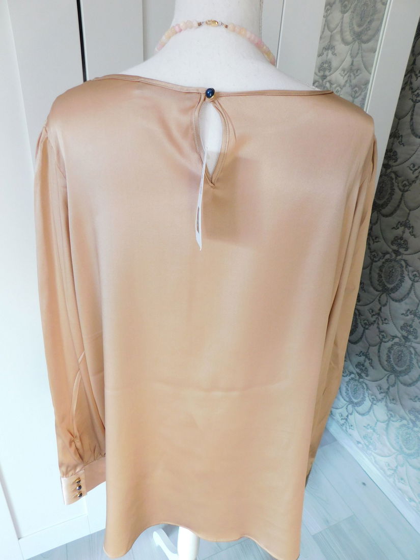 Bluza  noua Germania,  matase  naturala  sainata premium,  52,  colier nou  pietre semipretioase cadou