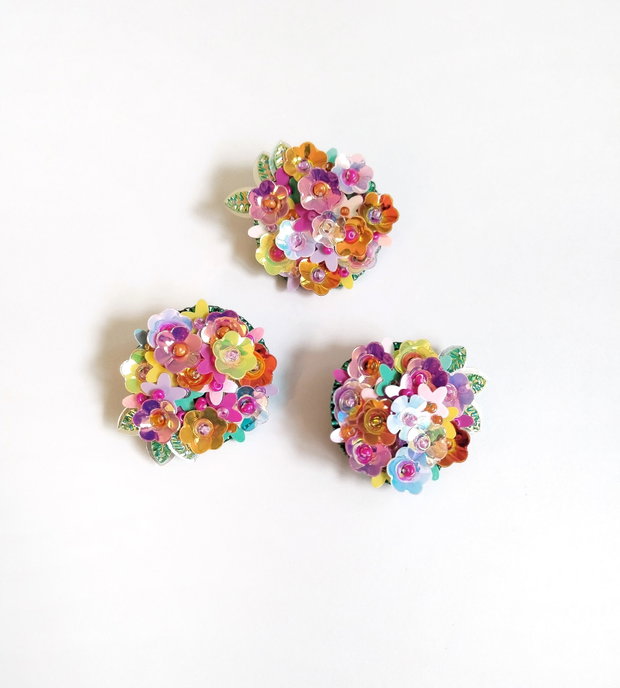 Brosa buchet multicolor sau set 4+1cadou