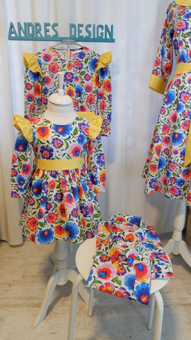 Set Haine Familie Motive Traditionale Flori Colorate