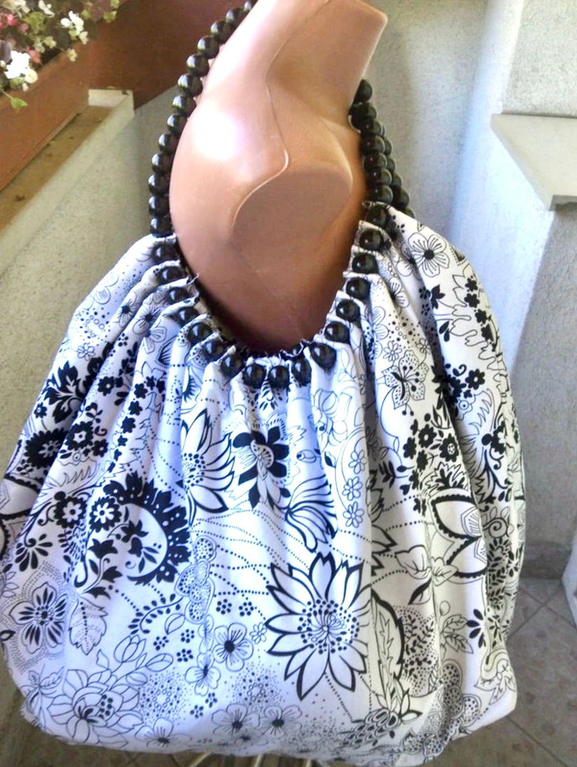 GEANTA/SACOSA XXL DIN BUMBAC CU 2 FETE MANERE DIN MARGELE DE LEMN