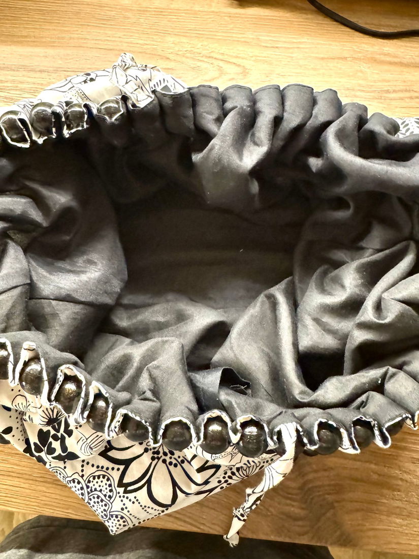 GEANTA/SACOSA XXL DIN BUMBAC CU 2 FETE MANERE DIN MARGELE DE LEMN