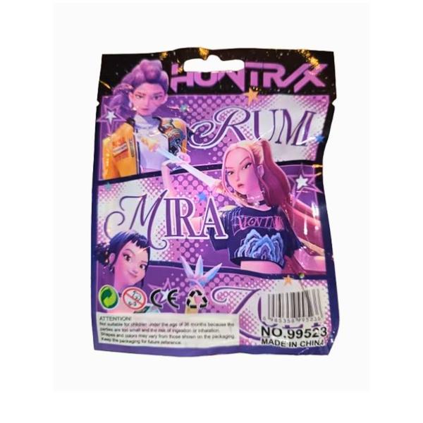 Set 3 plicuri K-Pop Demon Hunters Huntrix - Figurină 10 cm + Cartonaș