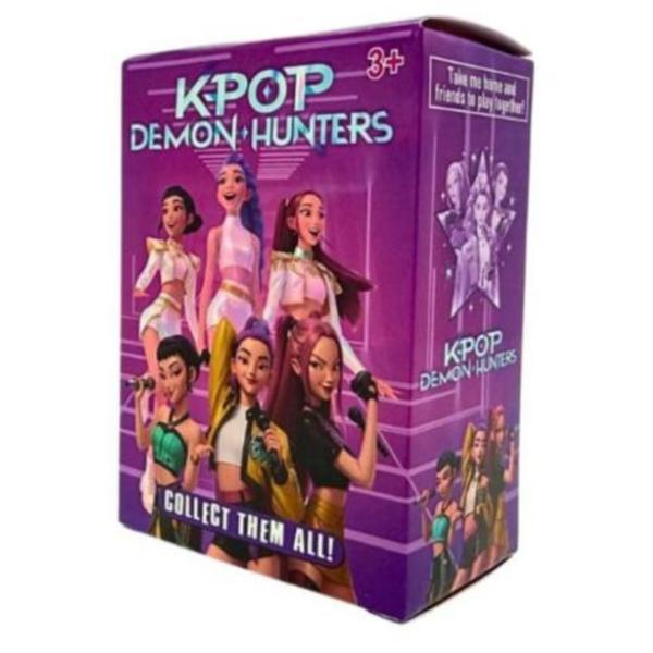 Figurină K-Pop Demon Hunters 8 cm – cu Cartonaș Colecționabil