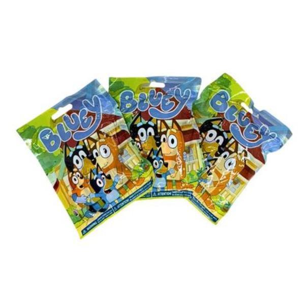 Set 3 Plicuri Bluey &ndash; Figurină Surpriză 6 cm + Cartonaș Colecție