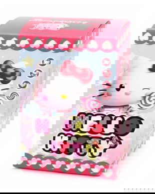 Figurină Hello Kitty Surpriză &ndash; Cutie pliabilă, Jucărie de colecție pentru copii, 3+ ani