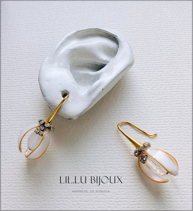 CERCEI GHIOCEI STILIZAȚI din sârmă aurie bijuterii handmade delicate, inspirație florală