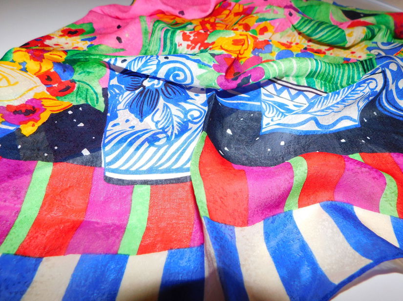 Louis Feraud, esarfa matase naturala voal,  originala,  vintage, cadou colier si cercei asortati