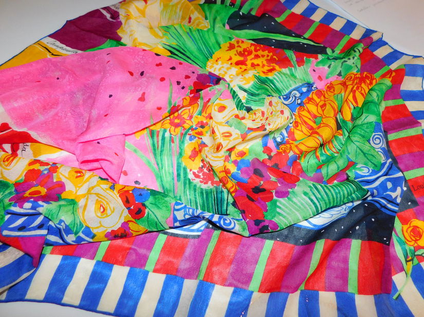 Louis Feraud, esarfa matase naturala voal,  originala,  vintage, cadou colier si cercei asortati