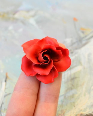 Trandafir rosu - brosa martisor