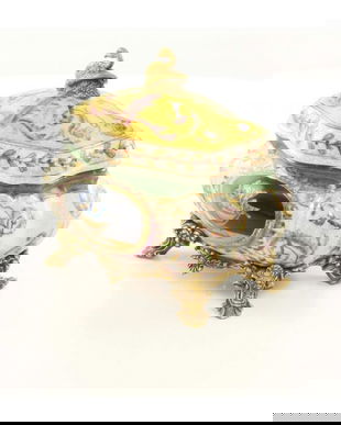 Bomboniera din portelan cu o lebada din bronz