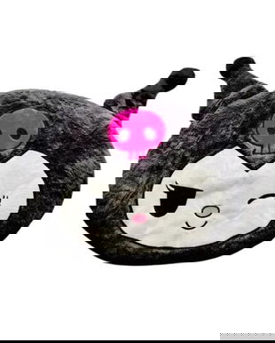 Pernă cu Păturică Pufoasă, Model Kuromi, 45 cm &ndash; Pernă Decorativă 2-&icirc;n-1,