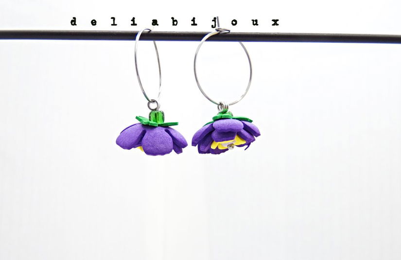 Set bijuterii handmade - flori multicolore colier și cercei (cod1376)