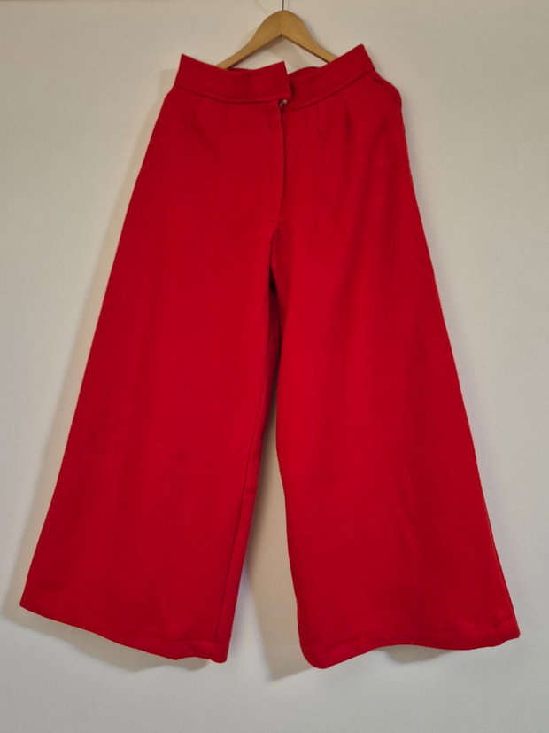 Pantaloni croiți manual din stofă