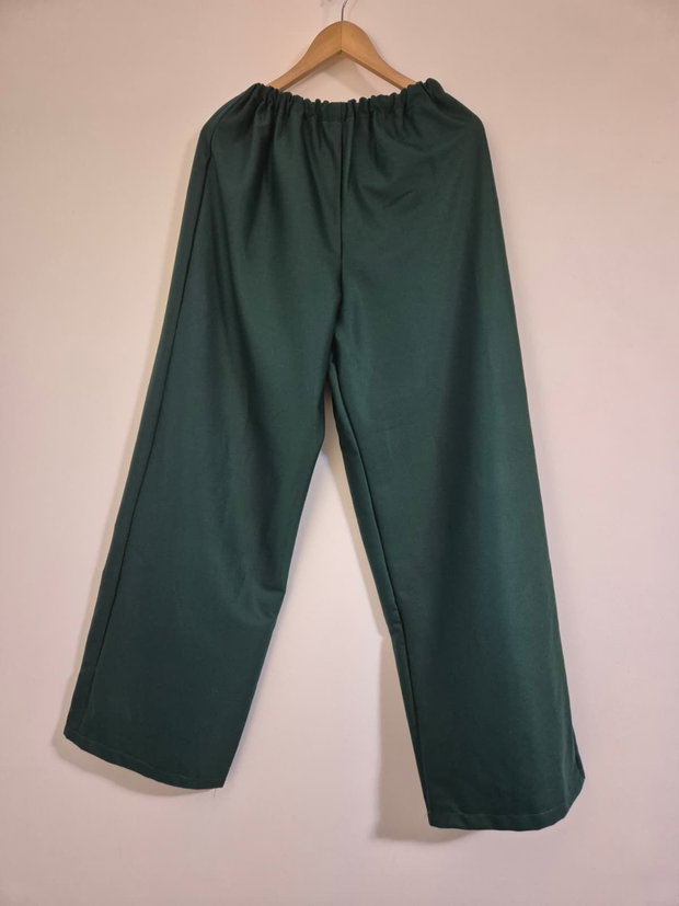 Pantaloni croiți manual