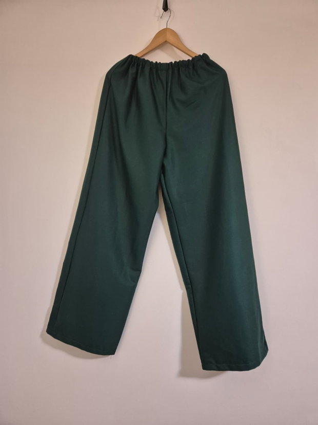 Pantaloni croiți manual