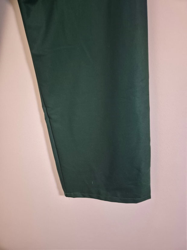 Pantaloni croiți manual
