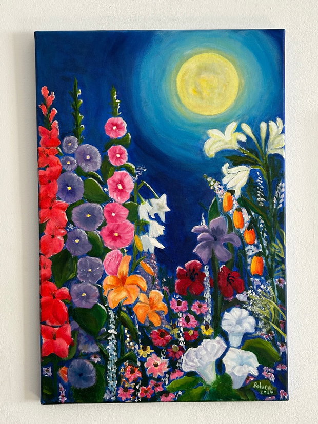 Flower Full Moon  - Luna Florilor