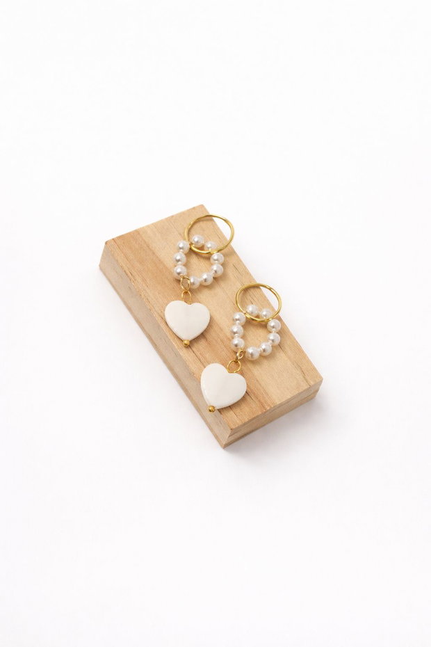 Cercei "Little Love" din perle Seashell, sidef si argint placat cu aur