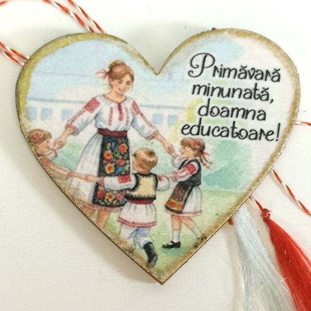 Martisor inima, personalizat pentru educatoare invatatoare
