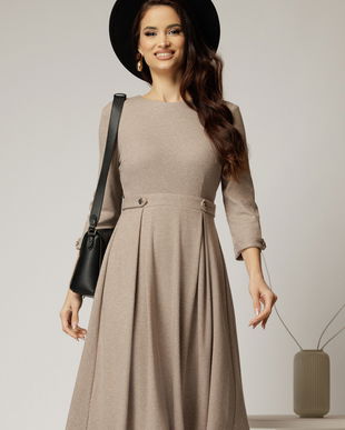 Rochie DY Fashion midi bej din tricot cu nasturi decorativi pe talie