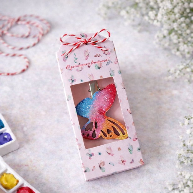 Martisor clama pentru copii, fluturas pictat manual handmade