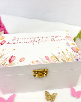 Set cadou martisor - pentru doamna educatoare/invatatoare