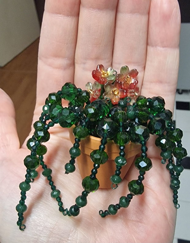 Beaded plant verde/ roșu