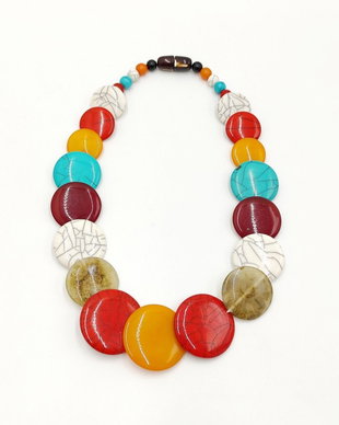 Colier multicolor cu margele sintetice 4607